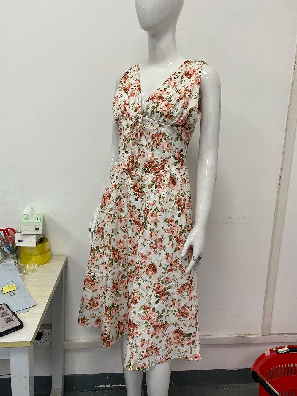 Belle&Kai Women’s Dresses – Elegant, Feminine & Timeless Styles-belleandkai.com