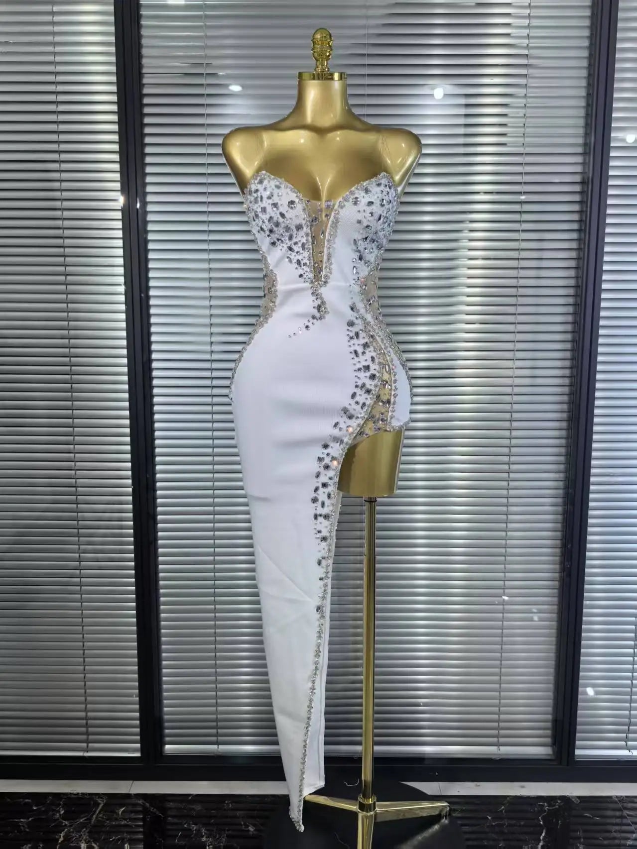 Belle&Kai Women’s Dresses – Elegant, Feminine & Timeless Styles-belleandkai.com