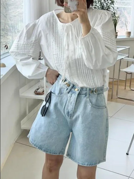 New 2024 Summer Denim Shorts For Women High Waist Sky Blue Color Wide Leg Loose Buttons Streetwear Loose Jean Shorts Women-belleandkai.com