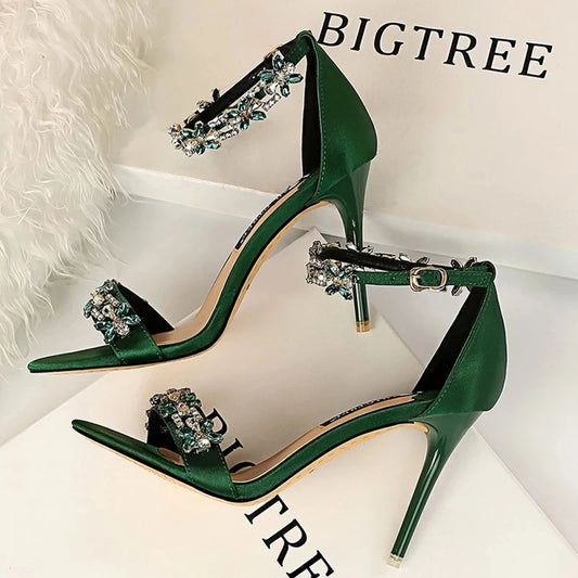 Women’s Summer Sandals – Elegant & Comfortable Footwear-belleandkai.com