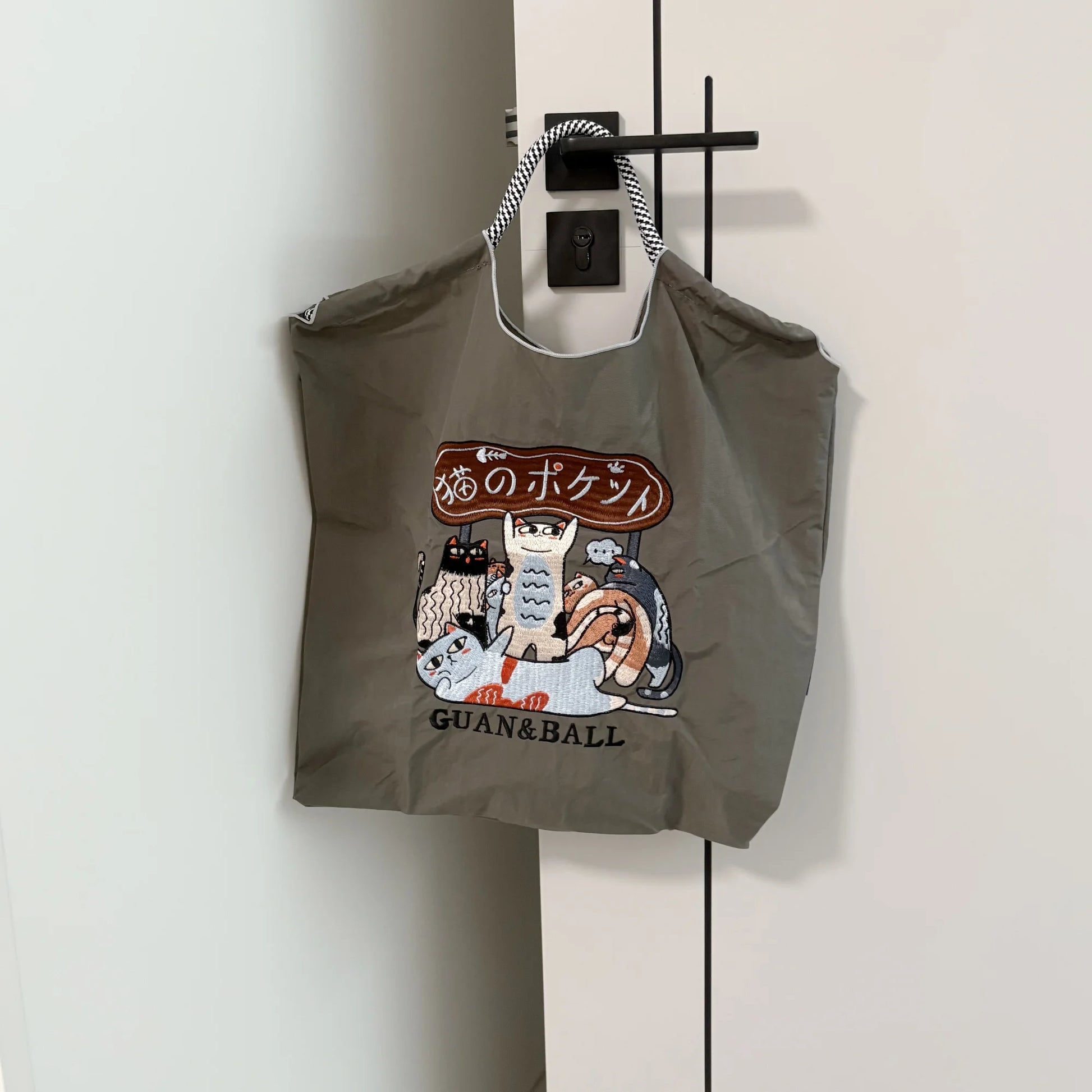 1 PC Fashion Japanese Harajuku Style Nylon Waterproof Handbag Embroidered Shopping Bag Hand-held Women's Shoulder Bag All-match-belleandkai.com