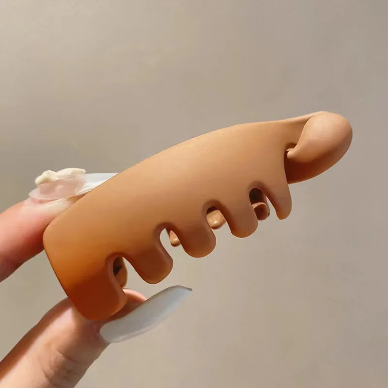 Colourful High Ponytail Banana Hair Clip Women's Back of the Head Shark Scratch Clip Fashion Simple Versatile Hair Accessories-belleandkai.com