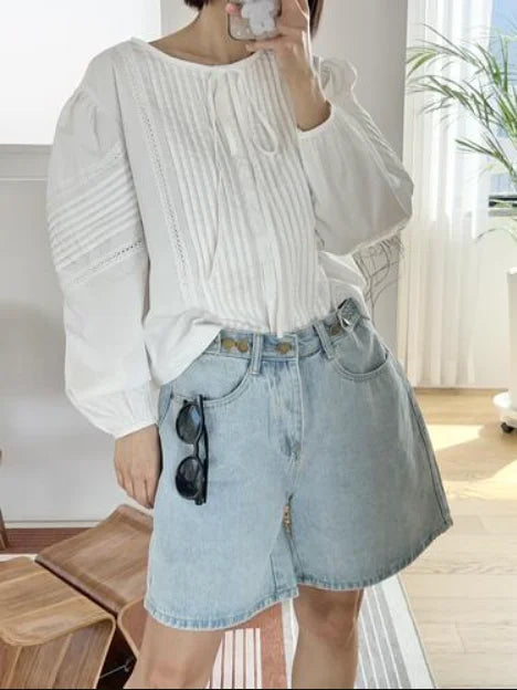 New 2024 Summer Denim Shorts For Women High Waist Sky Blue Color Wide Leg Loose Buttons Streetwear Loose Jean Shorts Women-belleandkai.com